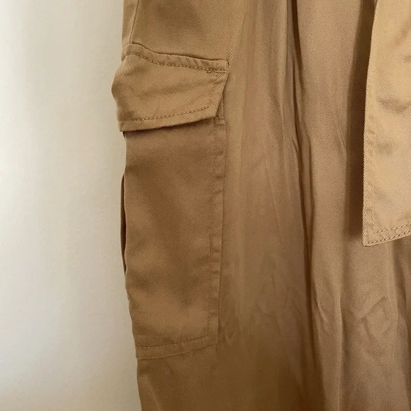 Paper Bag Pants - Picture 4 of 7